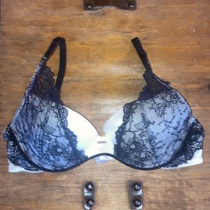 Victoria’s Secret bra
